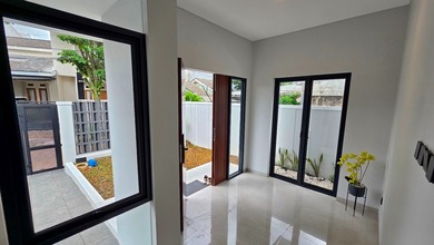 Hunian Elegan di BSD Kencana Loka, Tangerang, 4 Kamar Tidur, LT 140m²