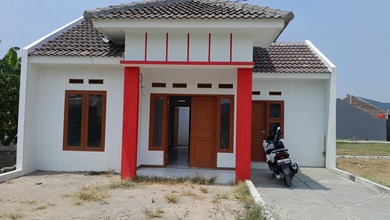 Jual Rumah Strategis di Cibaduyut, Bandung - LT 90m²