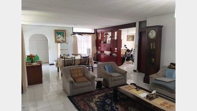 Hunian Mewah di Geger Kalong, Bandung, 3 KT, LT 410m²