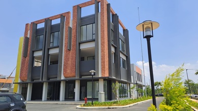 Ruko Commercial Sapphire Summarecon Bandung Dekat Kereta Cepat