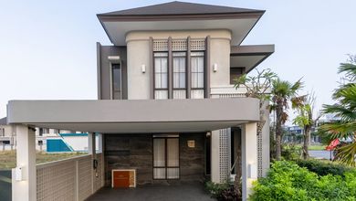 Kesempatan Eksklusif, rumah Mewah di Podomoro Park Bandung, Bandung, LB 230m²