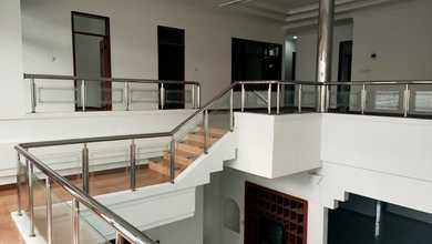 Dijual rumah Mewah di Holis Cigondewah, Bandung - LT 647m²