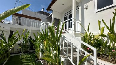 Rumah Dijual di Jimbaran, Badung, LB 90m², Harga Terbaik!