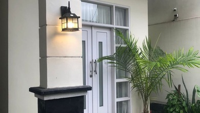 Promo Rumah di Denpasar Timur, Denpasar, LB 130m², Harga 2 Miliar