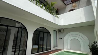 Dijual rumah Premium di Canggu, Badung - LT 135m²