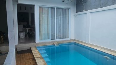 Dijual Rumah Strategis di Jimbaran, Badung - LT 140m²