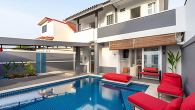 Rumah Mewah di Jimbaran, Badung, 5 Kamar Tidur, LT 220m²