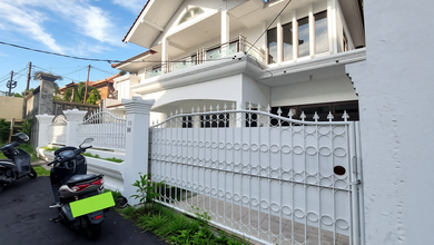 Rumah Area Premium Denpasar Barat, Denpasar - Harga Terbaik 3,7 Miliar