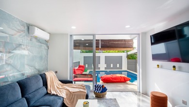 For Sale rumah Premium di Uluwatu, Badung - LT 220m²