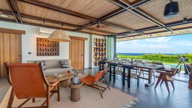 Villa 4 Bedrooms With Stunning Ocean View In Uluwatu