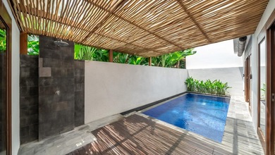 Jual Rumah Siap Huni di Kerobokan, Badung, Luas 160 m2