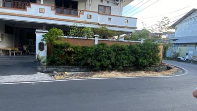 Penawaran Langka, rumah Mewah di Denpasar Barat, Denpasar, LB 200m²