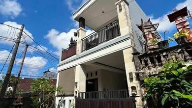 Rumah Dijual di Denpasar Barat, Denpasar, LB 130m², Harga Kompetitif!