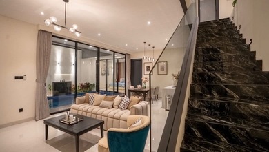 Rumah Prestisius di Kawasan Canggu, Badung, LB 362m², Harga 7,2 Miliar