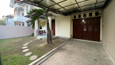 Kesempatan Eksklusif, rumah Mewah di Renon, Denpasar, LB 350m²