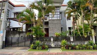 Rumah Dijual di Kerobokan, Badung, LB 110m², Harga Terbaik!