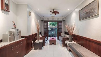 Hunian Prestisius di Kawasan Renon, Denpasar, LB 200m², Harga 4,75 Miliar