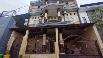 Rumah Dijual di Denpasar Utara, Denpasar, LB 100m², Harga Kompetitif!