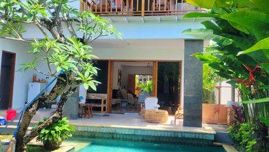 Rumah Modern LT 328 Jual di Seminyak, Badung