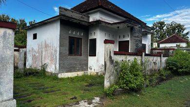 Tanah Luas 300 m2 Area Strategis Jimbaran, Dijual Murah