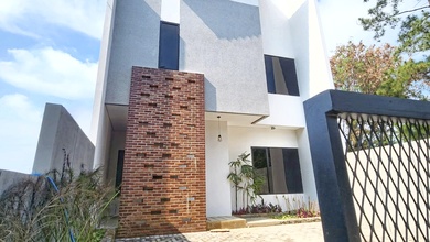 Rumah Mewah di Bandung Utara, Bandung, 3 KT, LT 182m²