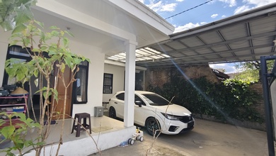 Rumah Siap Pakai di Area Taman Kopo Indah, Bandung, LT 303m²