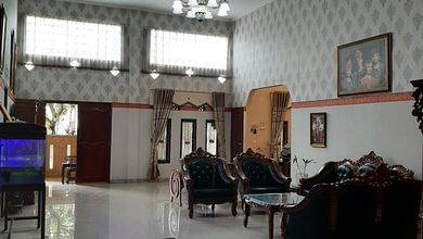 Jual Rumah Cantik Luas 220 m2 di Summarecon Bandung, Bandung