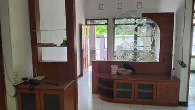 Rumah Sewa Nyaman Lokasi Taman Kopo Indah, Bandung, LB 140m²