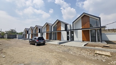 Rumah Elit LT 81 m2, area Taman Kopo Indah, Bandung