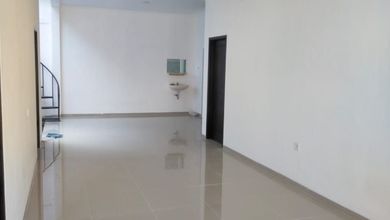 Jual Segera Rumah Mewah area Kopo, Bandung, Luas 141 m2