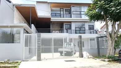 Kesempatan Eksklusif, rumah Prestisius di Sukasari, Bandung, LB 350m²