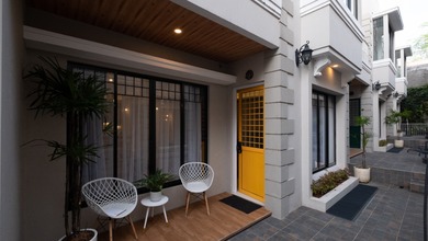 Hunian Elite di Kawasan Setra Duta, Bandung, LB 225m², Harga 2,62 Miliar