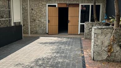 Ruang Usaha Strategis Dijual Cepat di Mainroad Riau Bandung