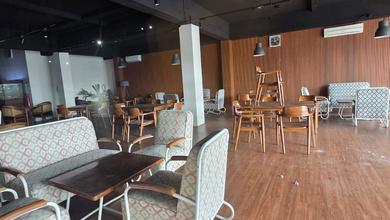Gedung bisa untuk Kantor & Resto di Mainroad Setiabudi Bandung