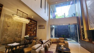 Kesempatan Langka, rumah Prestisius di Setiabudi, Bandung, LB 450m²