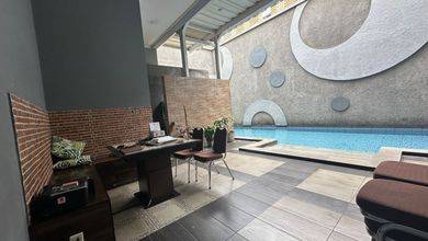 Jual Rumah Siap Huni area Singgasana, Bandung, Luas 400 m2