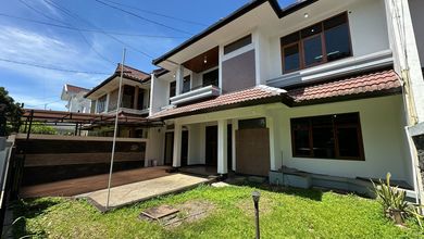Jual Rumah Siap Tinggal di Pasteur, Bandung, LT 315 m2