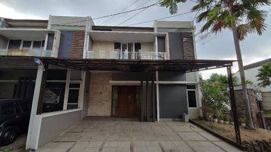 Jual Rumah Cantik Luas 168 m2 di Geger Kalong, Bandung