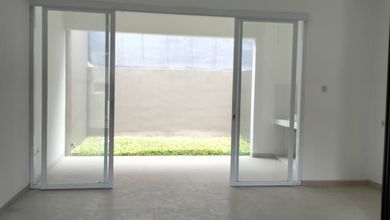 Rumah Dijual di Geger Kalong, Bandung, LB 120m², Harga Terbaik!