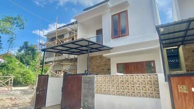 Rumah Modern Luas 100 Jual di Nusa Dua, Badung