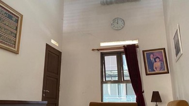 Dijual Rumah Strategis di Bandung Barat, Bandung - LT 200m²