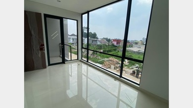 Penawaran Eksklusif, rumah Mewah di Setra Duta, Bandung, LB 165m²