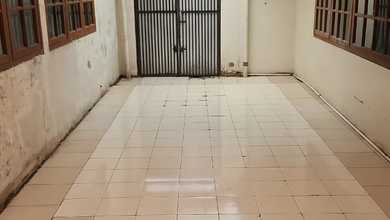 Penawaran Langka, rumah Prestisius di Sariwangi, Bandung, LB 350m²