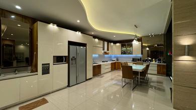 Jual Rumah Bagus LT 290 m2 area Kota Baru Parahyangan, Bandung