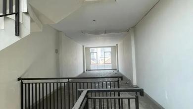 Ruko Rendeng 3 Strategis di Veteran Kota Bandung