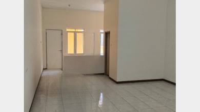 Ruko 2 Lantai Lokasi Strategis di Taman Holis Indah Bandung