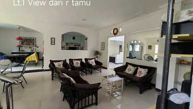 Rumah Mewah di Kota Baru Parahyangan, Bandung, 3 KT, LT 284m²