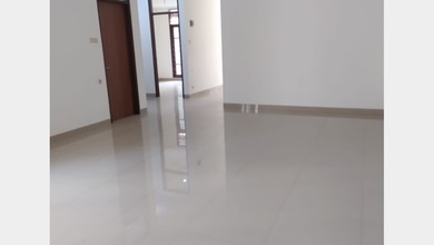 Rumah Elegan di Sarijadi, Bandung, 3 Kamar Tidur, LT 179m²