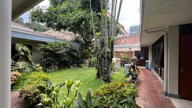 Penawaran Eksklusif, rumah Prestisius di Sayap Dago, Bandung, LB 600m²