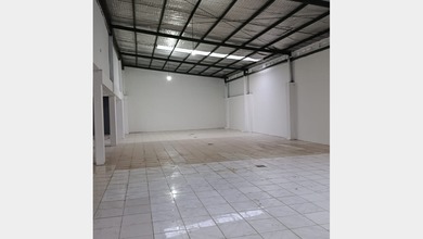 Sewa Gudang Cocok Untuk Home Industry Dekat Tol di Holis Permai